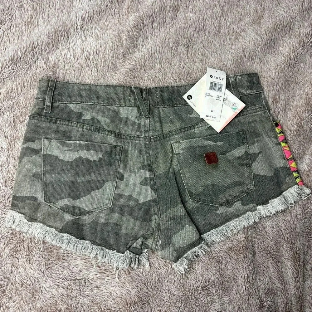 Roxy Denim Shorts Breaking Camo Cutoff Mid Rise Women's Frayed Beaded New - Picture 12 of 16
